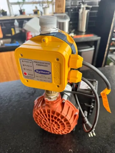 Pressurizador Syllent Água Quente Qp42m050-220/ap 220v
