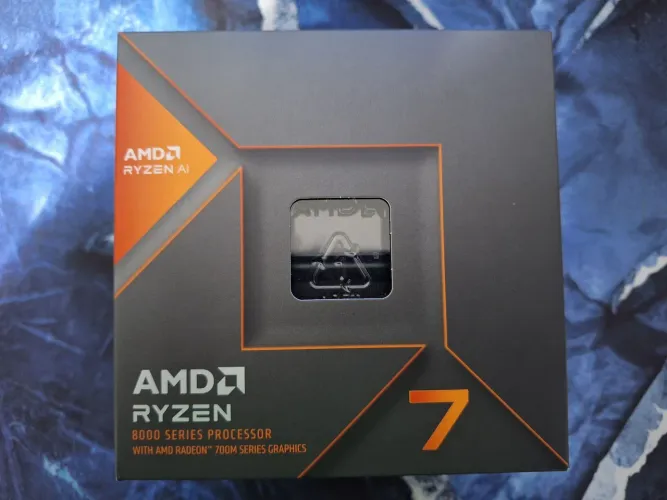 AMD Ryzen 7 8700G com Radeon 780M