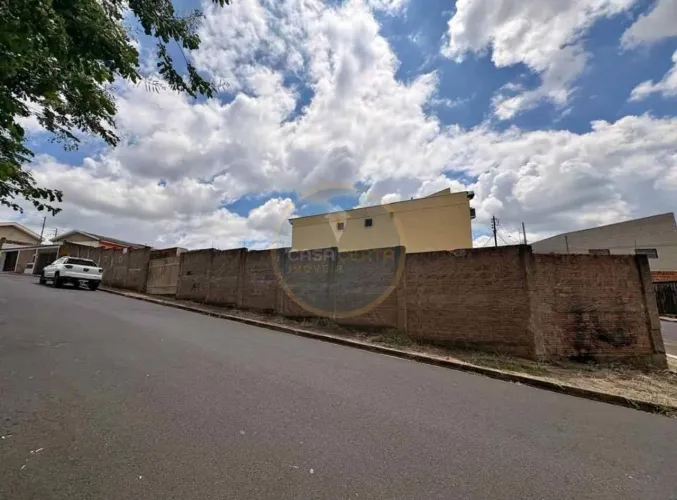 Terreno à venda, 404 m² por R$ 422.000 - Nossa Senhora da Abadia - Uberaba/MG