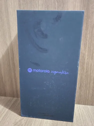 Motorola Signature 5G - 512GB | 12GB RAM + 12GB RAM Boost (NOVO)