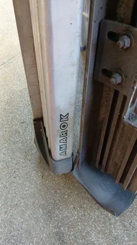 Estribo amarok 