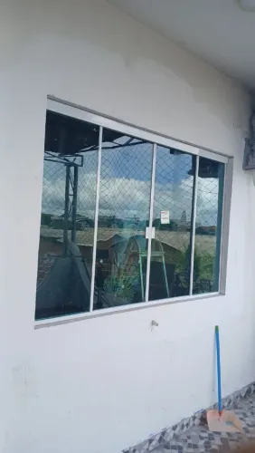 Promoção de Portas Janelas Box de banheiro Basculante Espelhos Fazemos montagem 