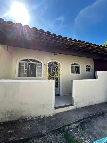 Casa de Vila para Locação 1 Quarto, Vaga e Excelente Localização Próxima ao Centro Praça