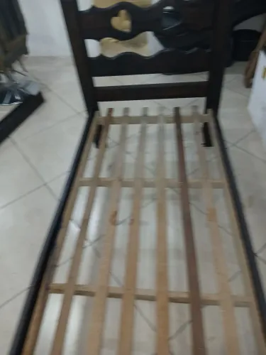 Cama de sucupira solteiro 