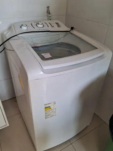 Máquina de lavar Eletrolux 13kg usada