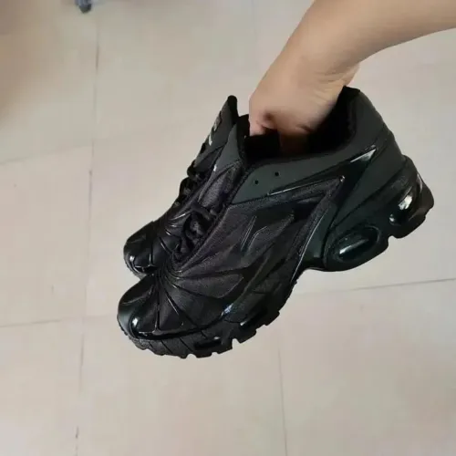 Skepta tailwind v black