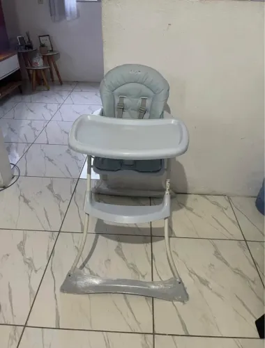 Cadeira de alimentação burigotto