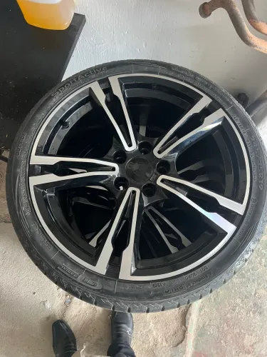 VENDo ou troco JOGO DE RODAS ARO 19? + pneus