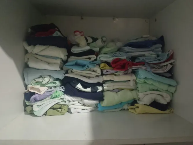 Vendo lote de roupa Rn até 10 mês