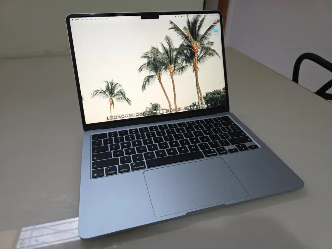 MacBook Air M5