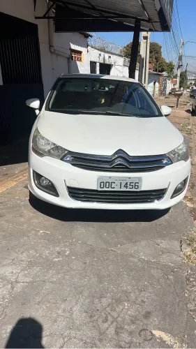 Citroen C4 Lounge Tendance 2.0 Flex 4P Aut. 2014
