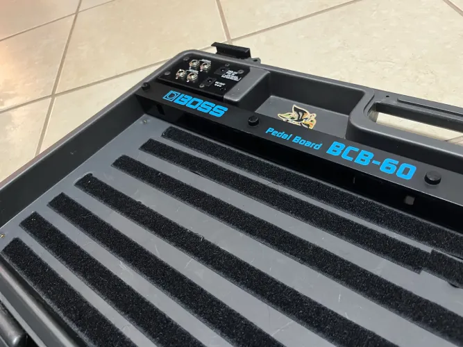 Pedal Board BOSS BCB-60
