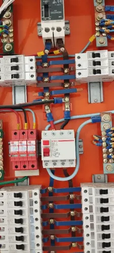 Eletricista autônomo 