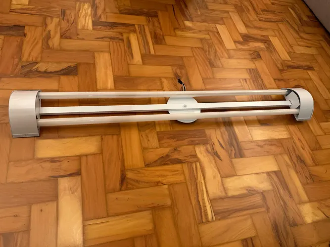 Luminária de Sobrepor + 2 Lâmpadas LED T8 (4000K)