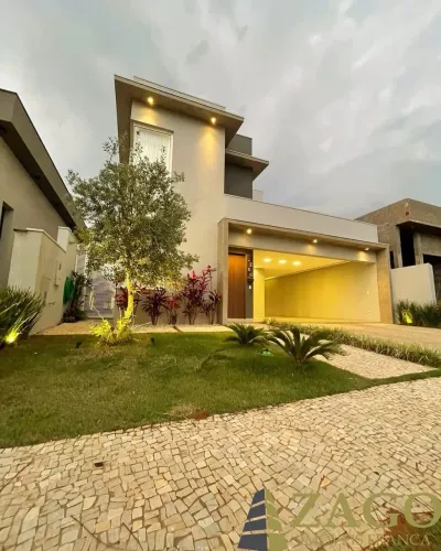 Casa no Condomínio Santa Georgina