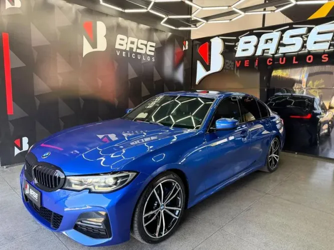 BMW 320I A 2.0 TB M Sport Activeflex 16V 4P 2022