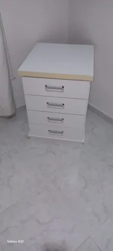 Mesa de canto de cama