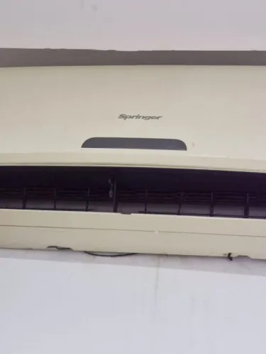 * - AR CONDICIONADO SPLIT 12.000 btu's - GÁS RECOLHIDO - CONTROLE