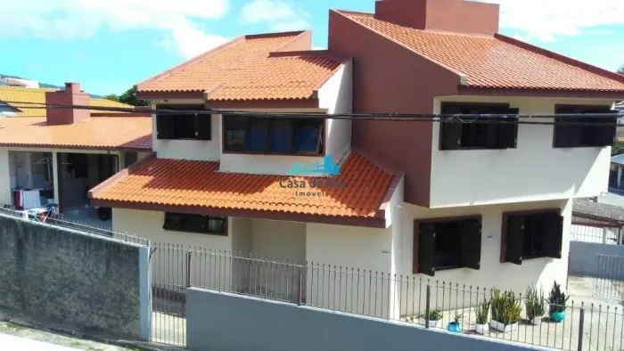 Casa de 4 quartos no Saco dos Limões