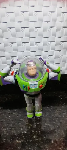 Buzz lightyer
