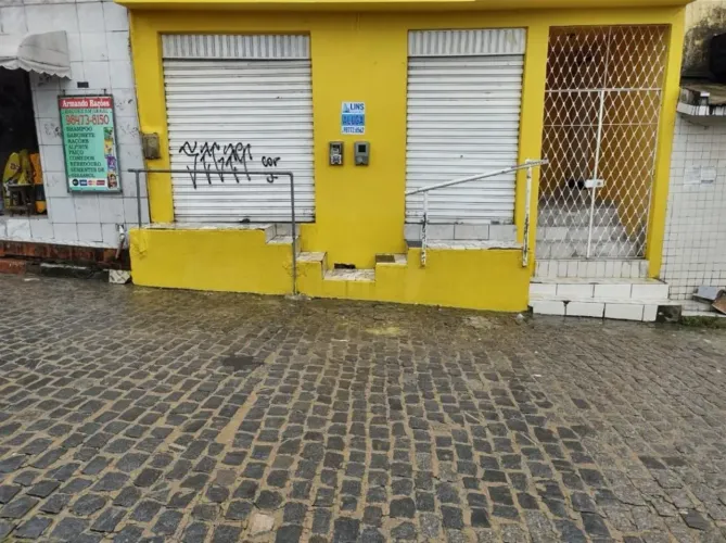 Ponto comercial/Loja/Box para aluguel com 20 metros quadrados em Ouro Preto - Olinda - Per