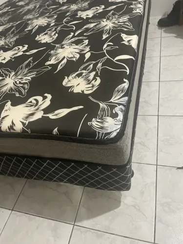 Cama