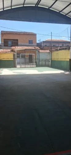 GALPAO A 200M DA BR