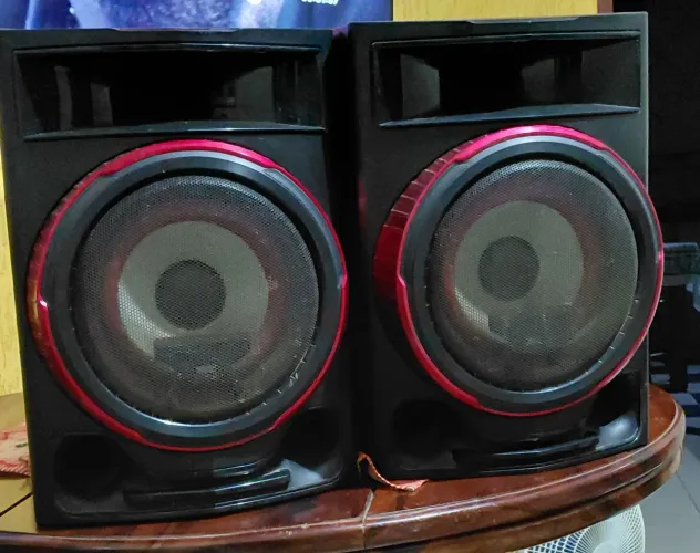 Som LG XBOOM CJ88 Perfeito Estado - Muito Forte 2900W