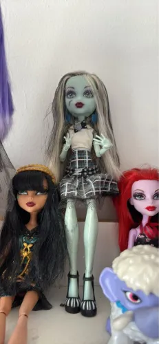 frankie ghouls alive (não liga)
