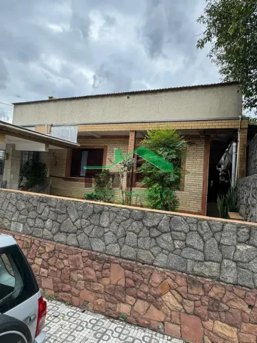 Casa com cheirinho de infancia, 04 Dormitórios, 03 vagas de Garagem, com conceito aberto, 