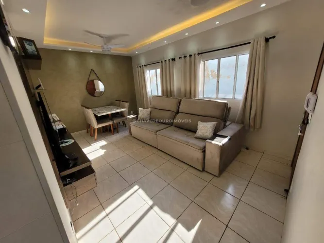 Casa a venda no Tancredo Neves.