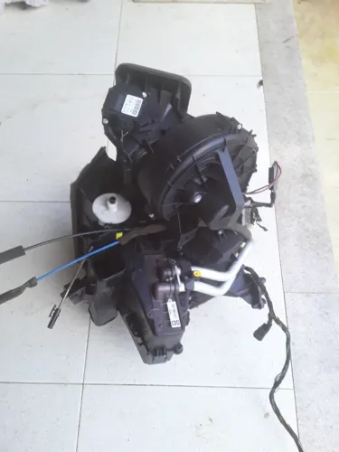 Kit ar condicionado: radiador, condensador c/ filtro, ventoinha Corsa Hatch 1.0 2004