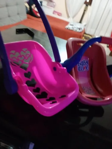 Bebê conforto baby Alive + brinde