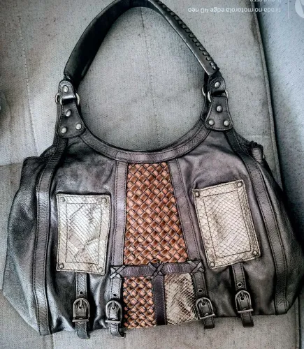 Bolsa Arezzo ouro velho