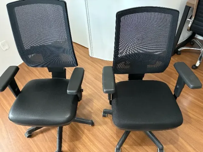 Cadeira Presidente Plaxmetal Brizza Tela - R$ 500 cada - Leve 5 pague 4