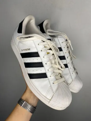 TÊNIS ADIDAS SUPERSTAR N°41