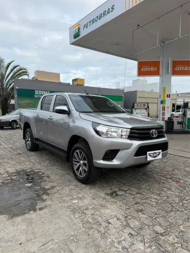Toyota Hilux CD 4X4 2.8 Diesel Mec. 2020