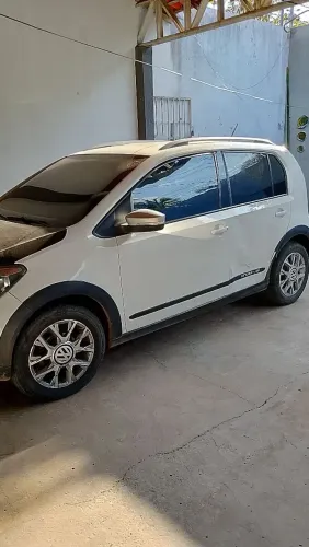 Volkswagen Up! Cross I Motion 1.0 T.flex 12V 5P 2015