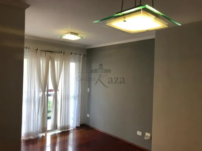 Apartamento - Vila Olímpia - 2 Dormitórios - 60m².