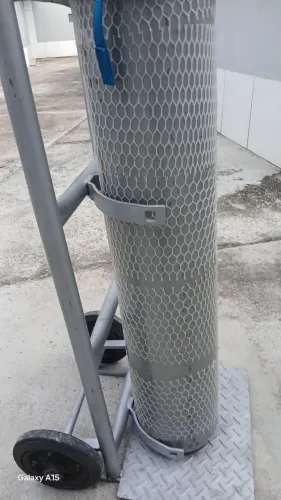 Cilindro de Dióxido de Carbono Co2 ( 55k ) semi novo. Teste hidrostático Ok