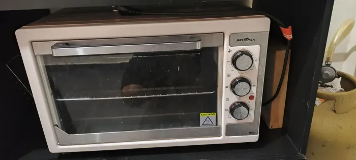 Forno Elétrico Britânia 50l