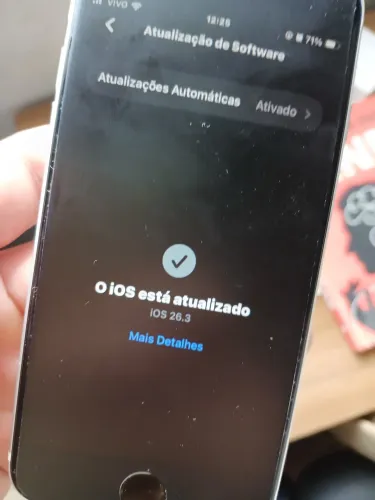 ? iPhone SE 2020 - 128GB - Branco - Completo troco por Android