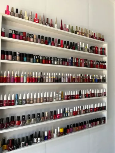 Aluguel de cadeira de manicure