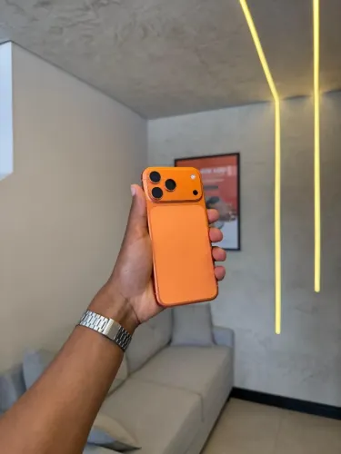 IPHONE 17 PRO MAX - 256GB | DISPONÍVEL EM LOJA! | Cores: Laranja - Azul - Silver