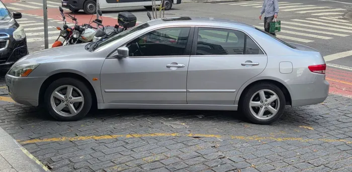 Honda Accord Sedan EX 2.7/3.0 24V 2005