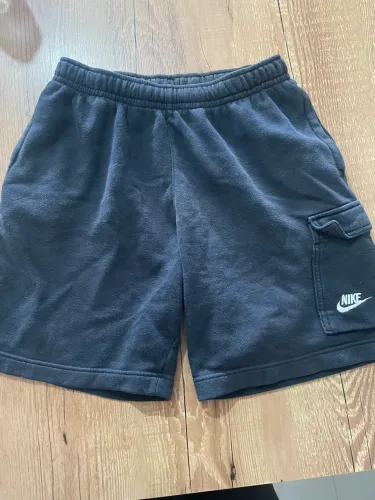 Bermuda Moletom Nike Club
