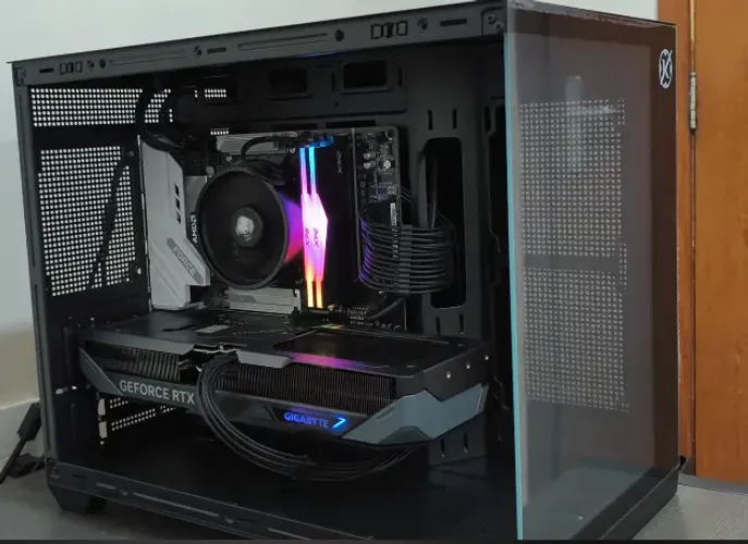 PC Gamer Turbo - Ryzen 5 5500 6C/12T - 4.2 GHz. R$= 3600, Placa de video RX 550.