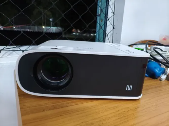 Projetor Smart Screen 3800 Lumens Full HD - Multi PJ005 110/220v