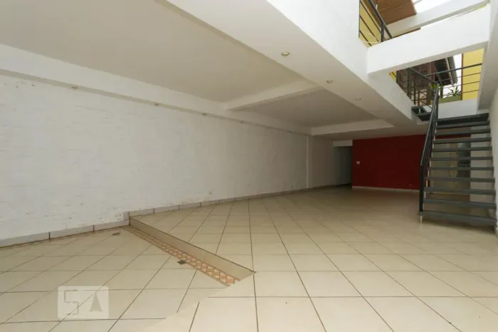 Casa à Venda - Liberdade, 5 Quartos, 270 m2