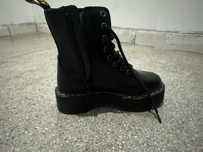 Bota Dr martens 